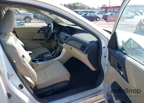 2015 Honda Accord Lx z USA, uszkodzony, nr VIN 1HGCR2F34FA167367